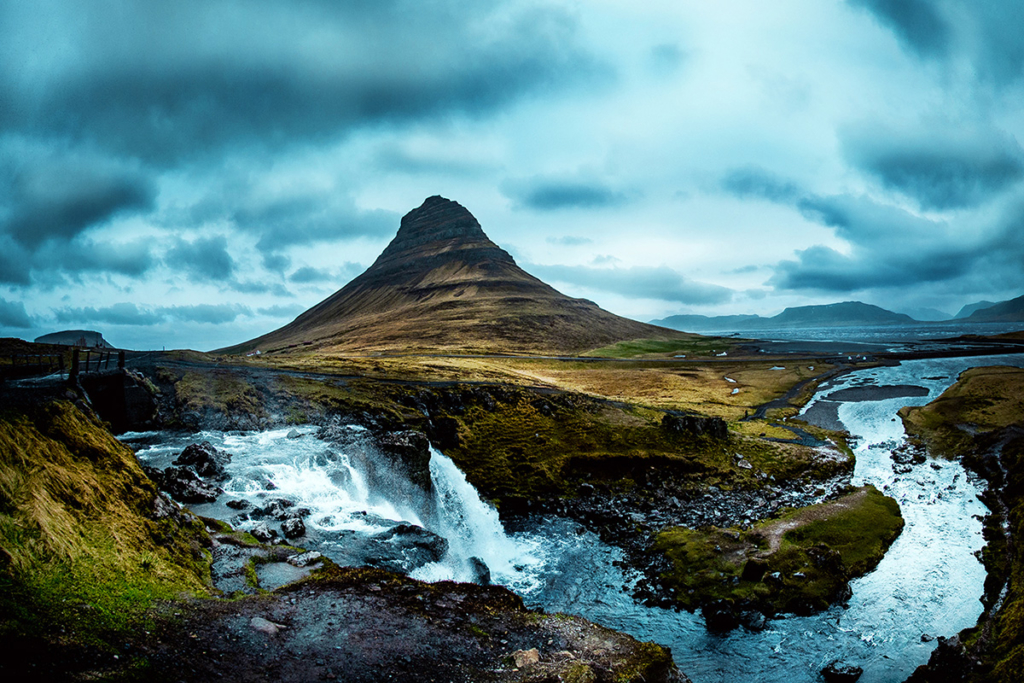 Tajemnicza Islandia z lotu ptaka